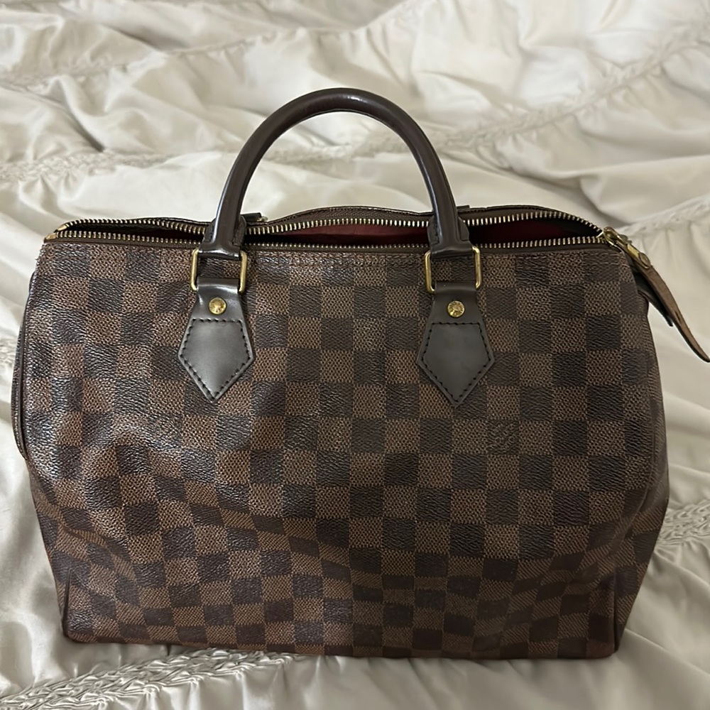 Authentic Louis Vuitton Damier Speedy